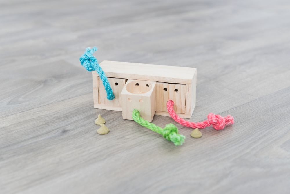 Zdjęcie Trixie Snack Cube   zabawka edukacyjna dla królika 16 x 7 x 6 cm