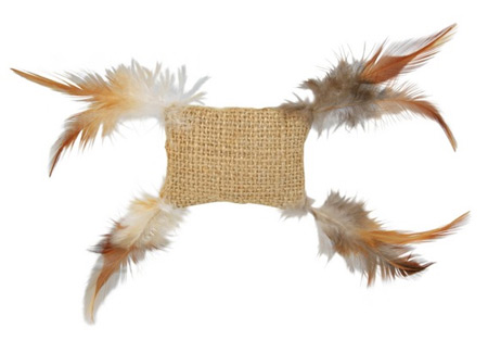 Zdjęcie Trixie Naturalna zabawka poduszka z kocimiętką  płócienno-jutowa z piórkami 5 cm