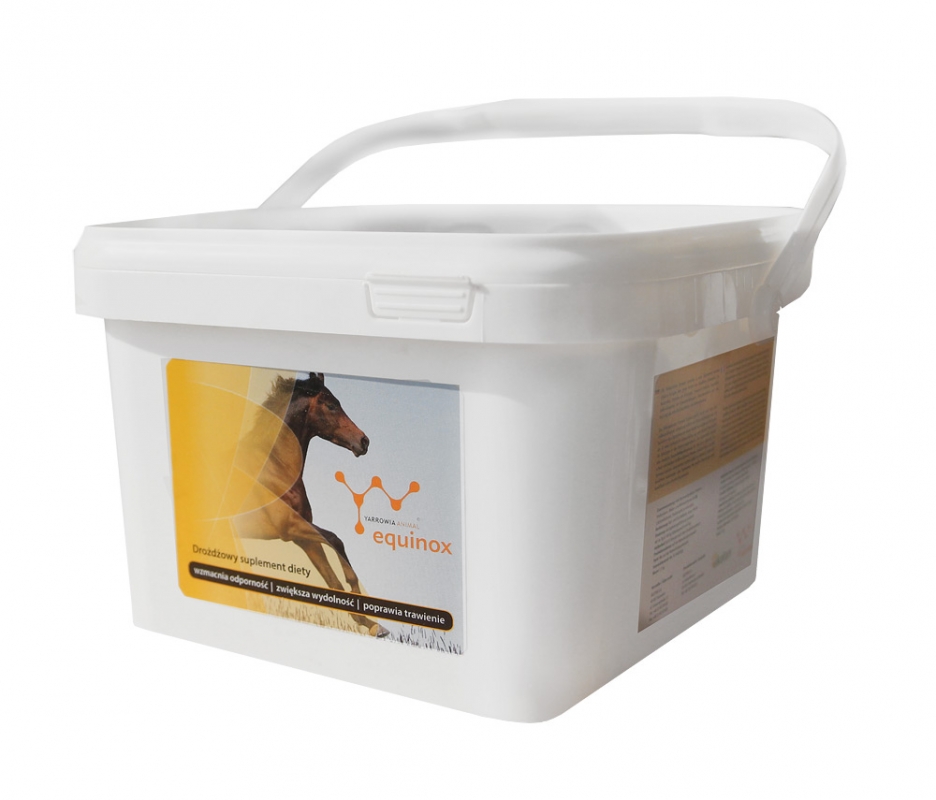 Zdjęcie Yarrowia Equinox Classic dla koni preparat witaminowo-mineralny (PROSZEK) 1.5kg