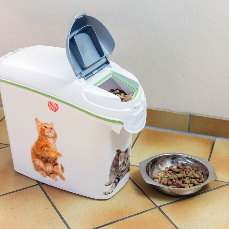 Zdjęcie Curver Pet Life pojemnik na karmę / żwirek  z motywem kota 5kg