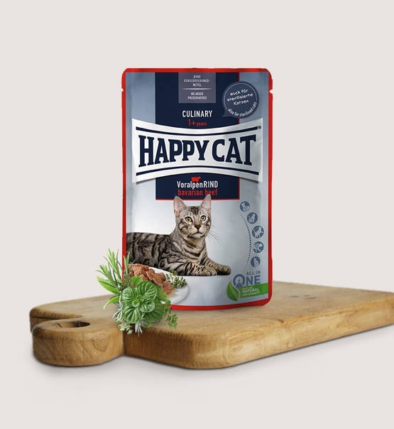 Zdjęcie Happy Cat Culinary Meat in Sauce Bavarian Beef saszetka dla kota kawałki wołowiny w sosie 85g