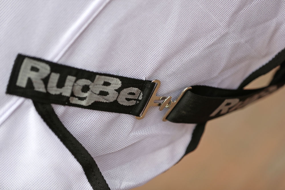 Zdjęcie Kerbl Derka siatkowa RugBe SuperFly z kapturem przeciw owadom biała 