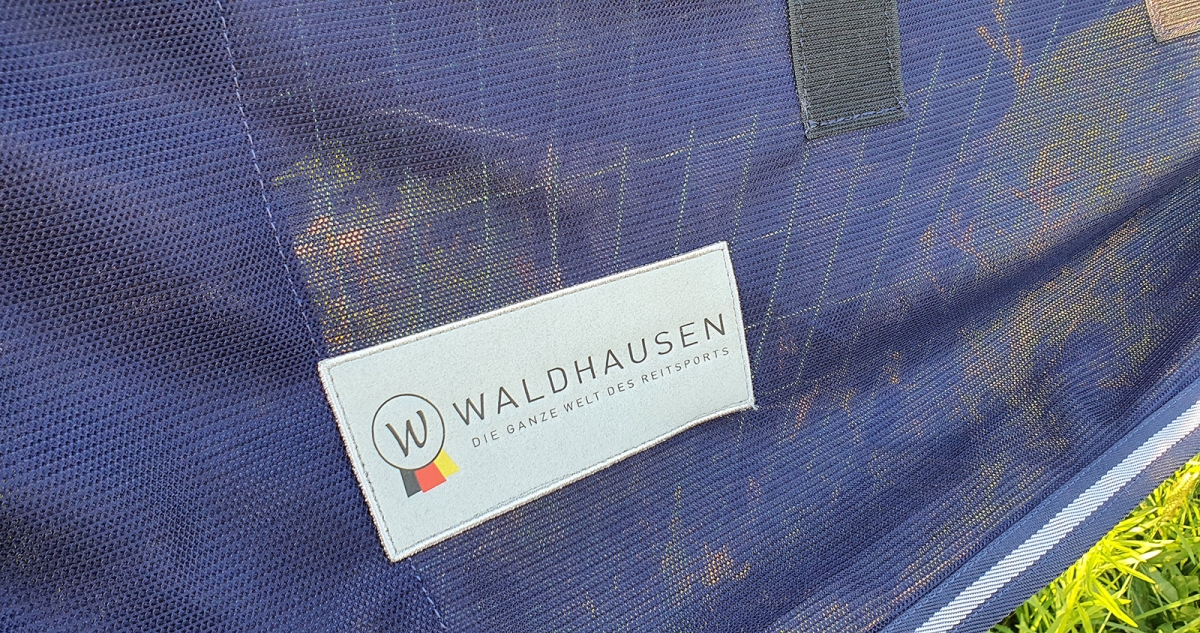 Zdjęcie Waldhausen Derka Premium przeciw owadom  z elastyczną szyją granatowa 